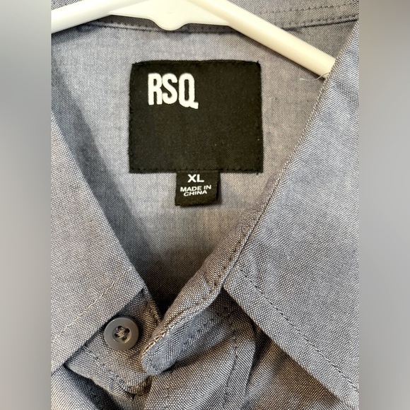 RSQ Mens Solid Chambray Button Up
Shirt size XL - Picture 9 of 9